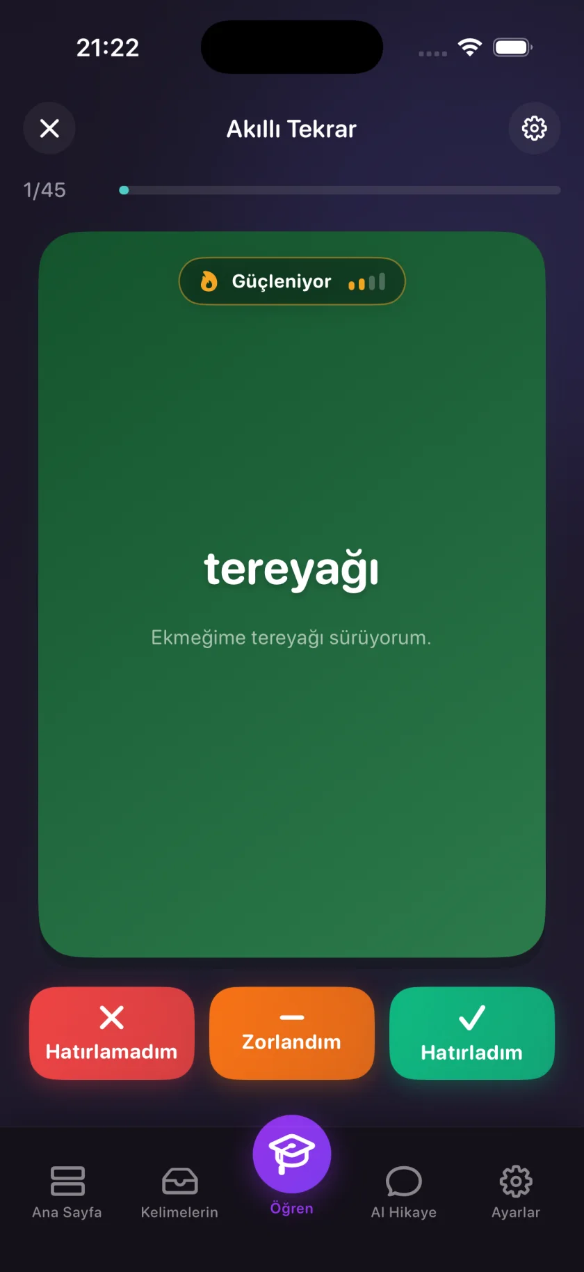 HocaLingo çalışma ekranı: bir kelime kartı ve hatırladım, zorlandım, hatırlamadım butonları.